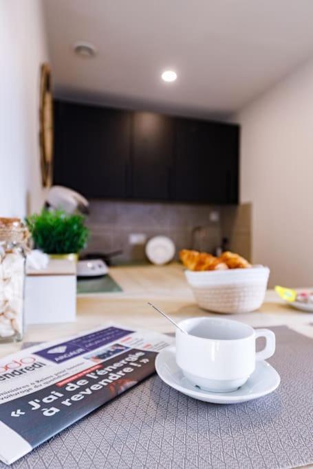 Joli Appartement, Le Bouchon Remois, Centre Ville Reims Eksteriør bilde